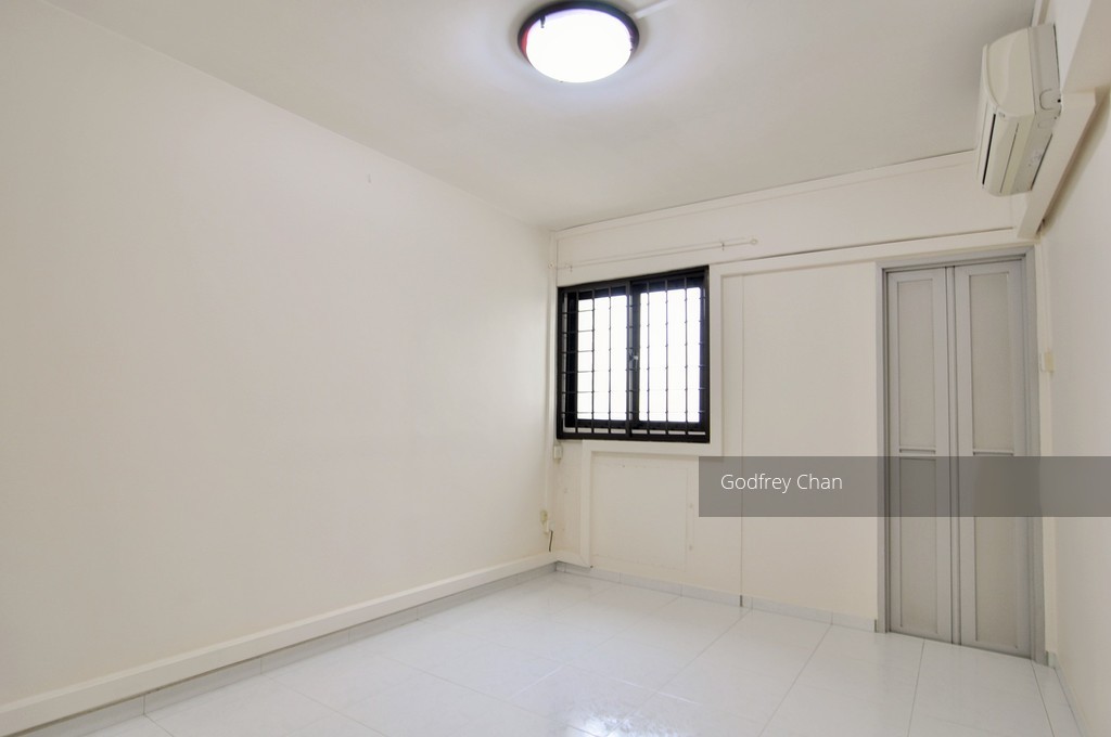 Blk 328 Hougang Avenue 5 (Hougang), HDB 3 Rooms #112564002